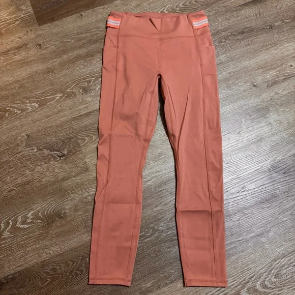 Fabletics Motion365® High-Waisted 7/8 Legging - Picture 5 of 8